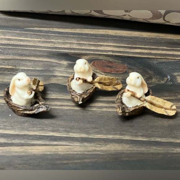 Resin bunny family - Picture 4 of 9